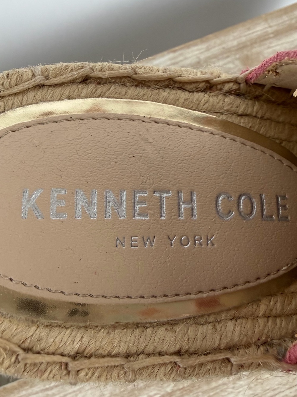 Kenneth Cole New York Olivia espadrille wedge sandals in coral suede size 10M - Picture 10 of 16